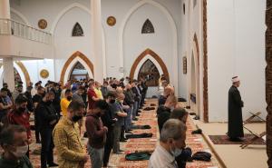 Foto: Anadolija / Sarajevske džamije pune vjernika